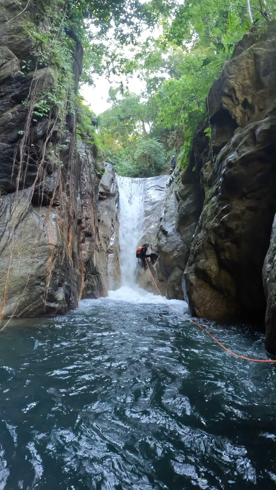 Canyoning and rappelling in El Muerto, Puerto Vallarta (photo 1)