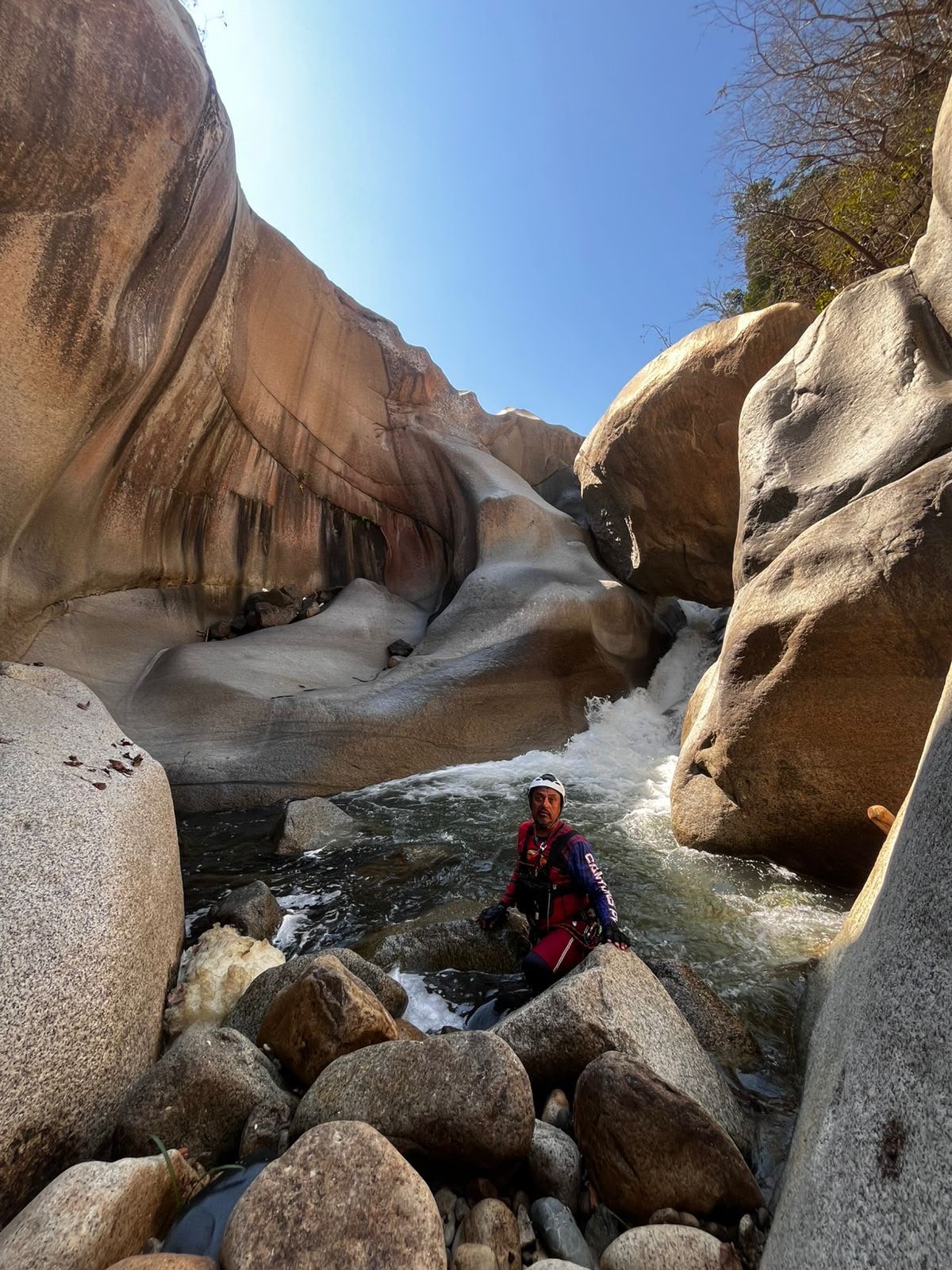 Canyoning and rappelling in Pilotas, Puerto Vallarta (photo 4)